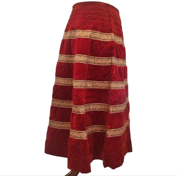 Vintage Italian Velvet Midi Skirt Pink Paisley Metallic Trim - Picture 2 of 9